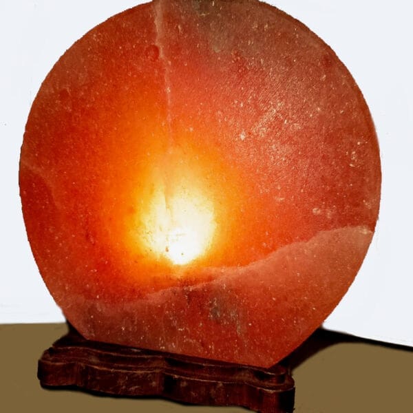 zoutlamp-boeddha-achterzijde-tafellamp