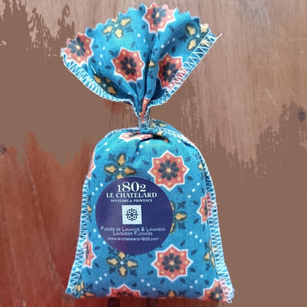 blauw Lavendelzakje, lief klein cadeautje, ruikt heerlijk